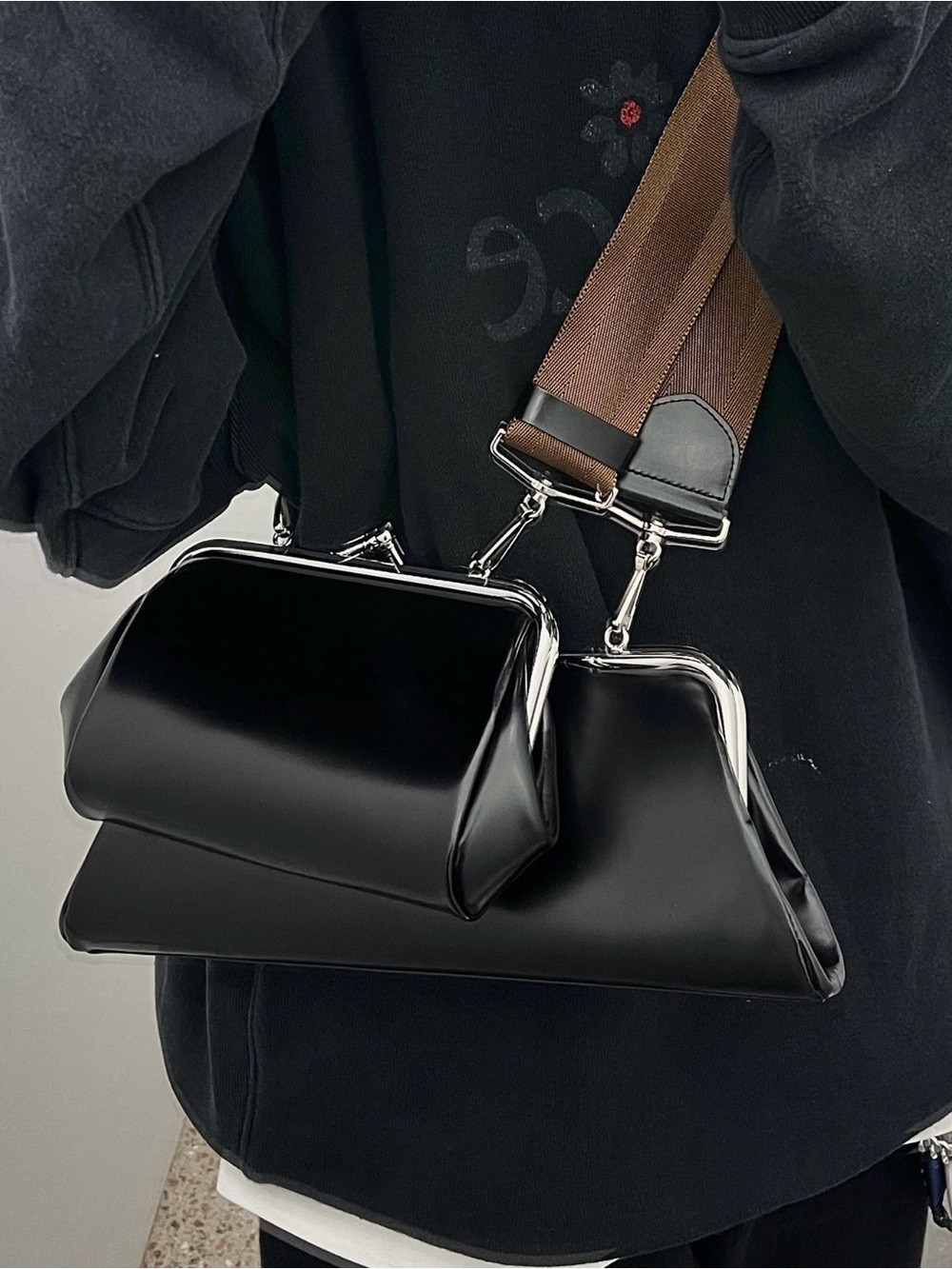 Comme des garçons kisslock crossbody bag